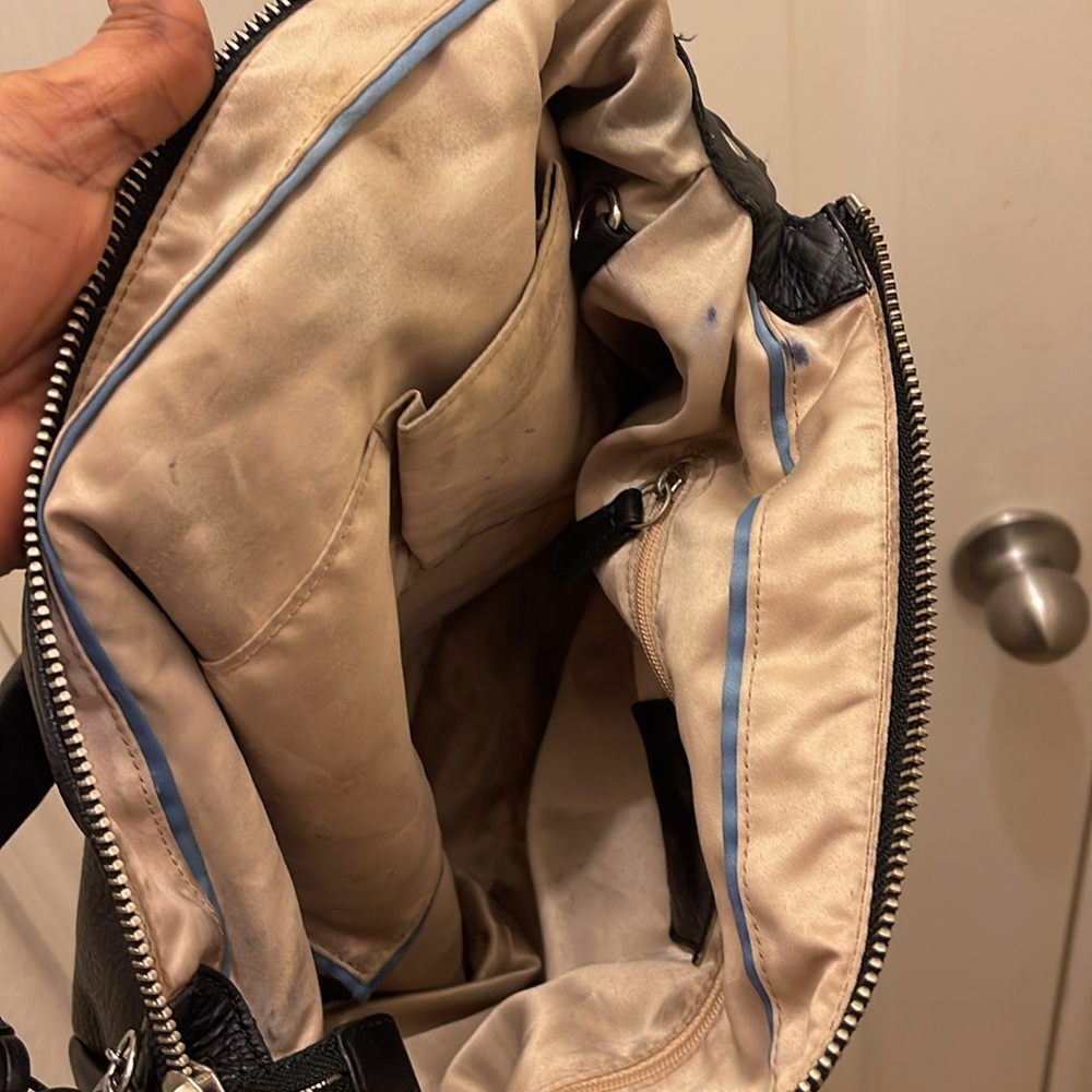 Coach please check all picture of condition - Picture 15 of 17